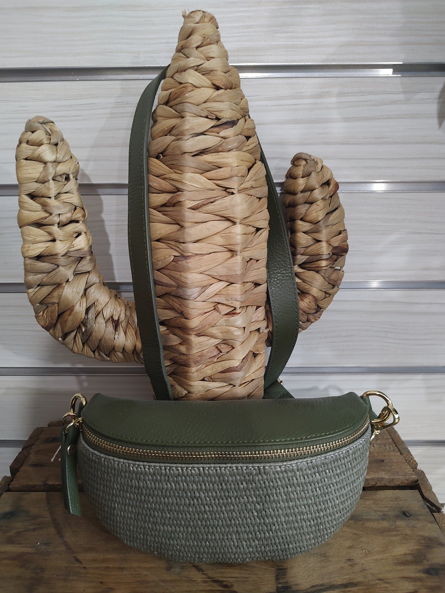 Sac banane cuir kaki