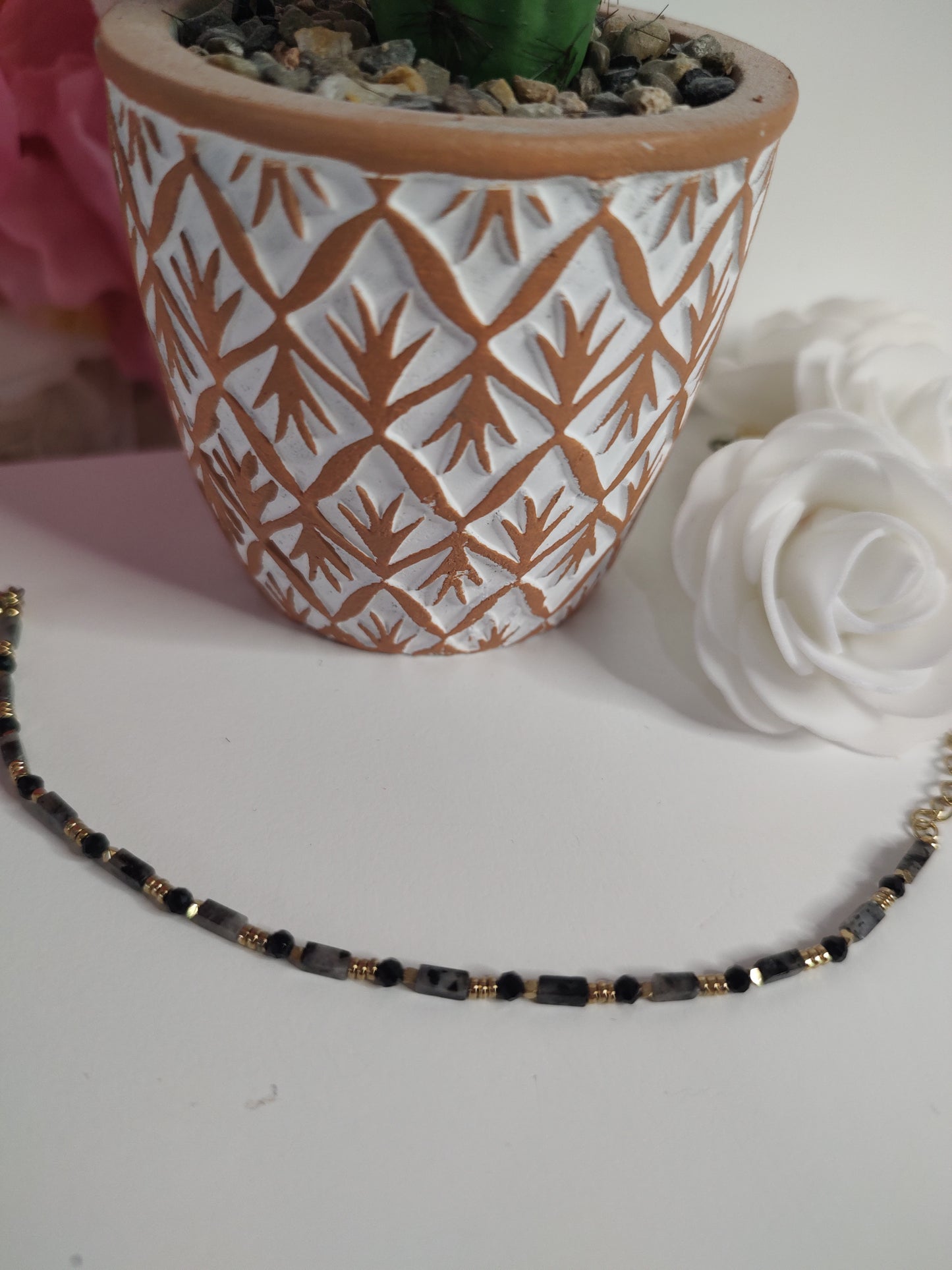 Bracelet pierres rectangulaires.