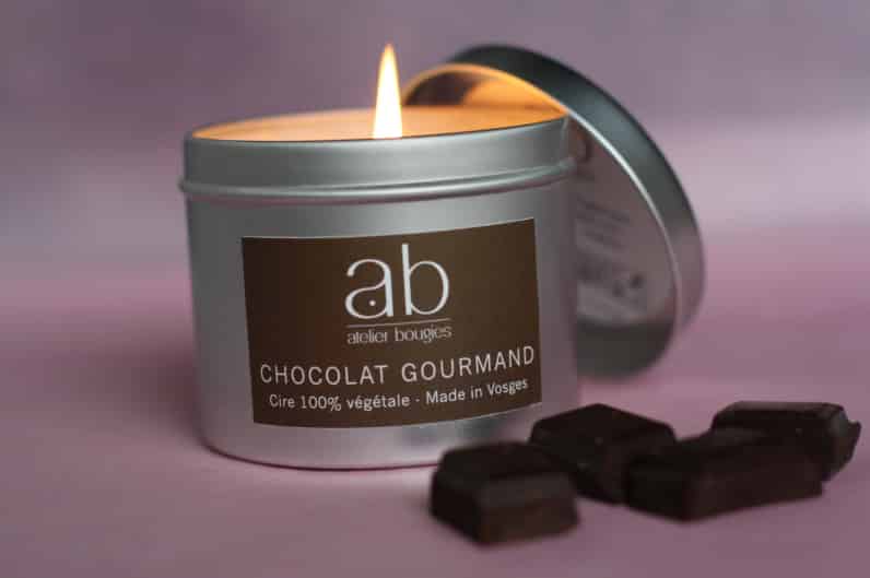 Bougie bijoux chocolat gourmand - bracelet plaqué argent arbre de vie